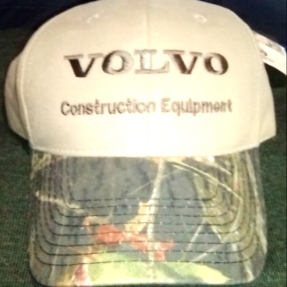 Volvo Construction Equipment Official Licensed Product Cap - Picture 1 of 1